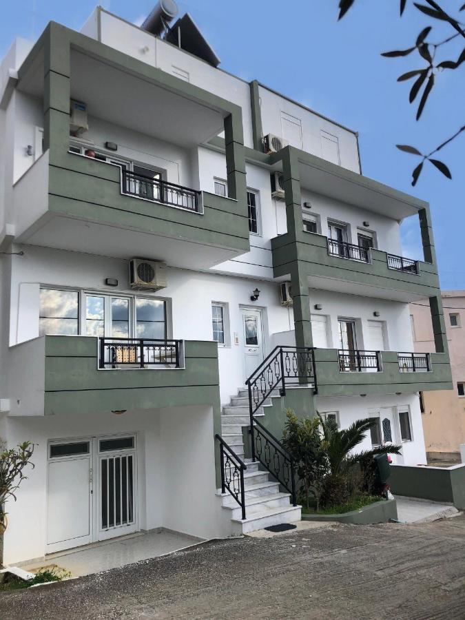Blue Sky Apartments Makry Gialos  Exterior photo